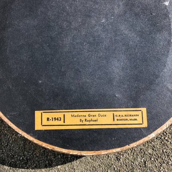 Madonna Gran Duce by Raphael oval framed print - Picture 3 of 8